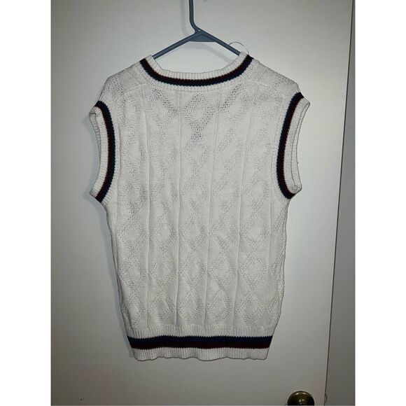 Men’s Original White Oxford Preppy Sweater Vest  MEDIUM - Picture 4 of 6